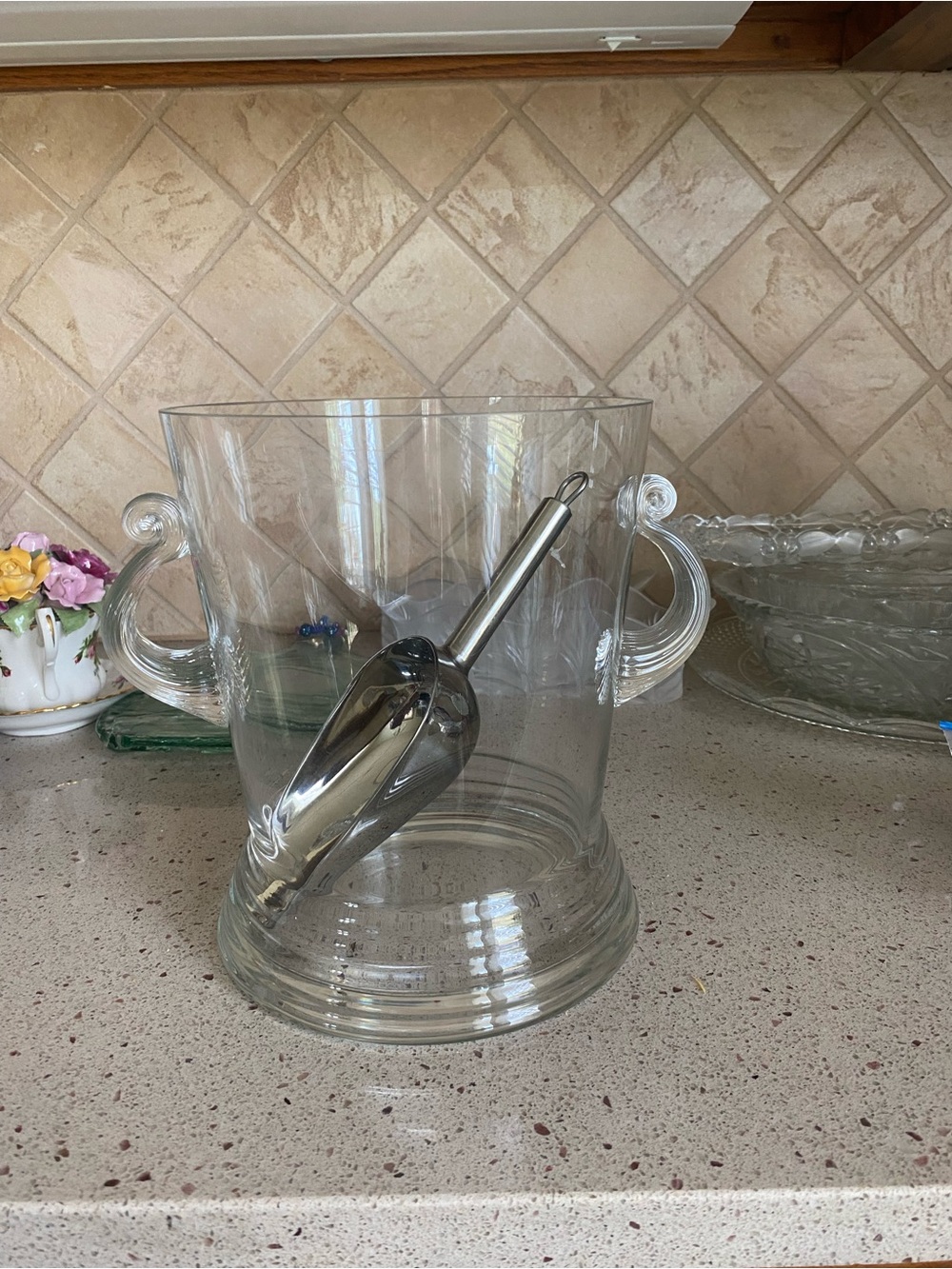 Glass Ice Bucket with Stainless Steel Scoop - Clear